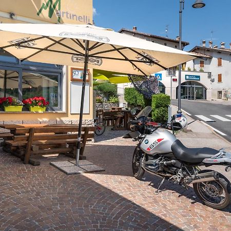 Hotel Martinelli Ronzo-Chienis ภายนอก รูปภาพ