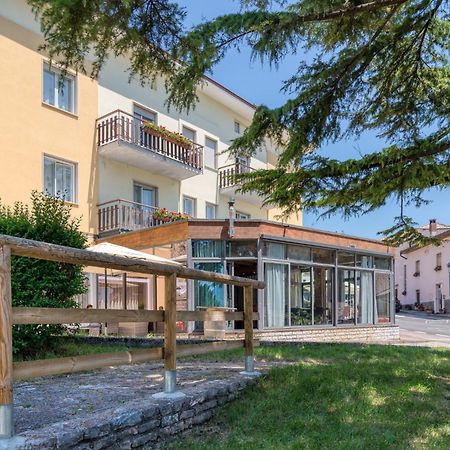 Hotel Martinelli Ronzo-Chienis ภายนอก รูปภาพ