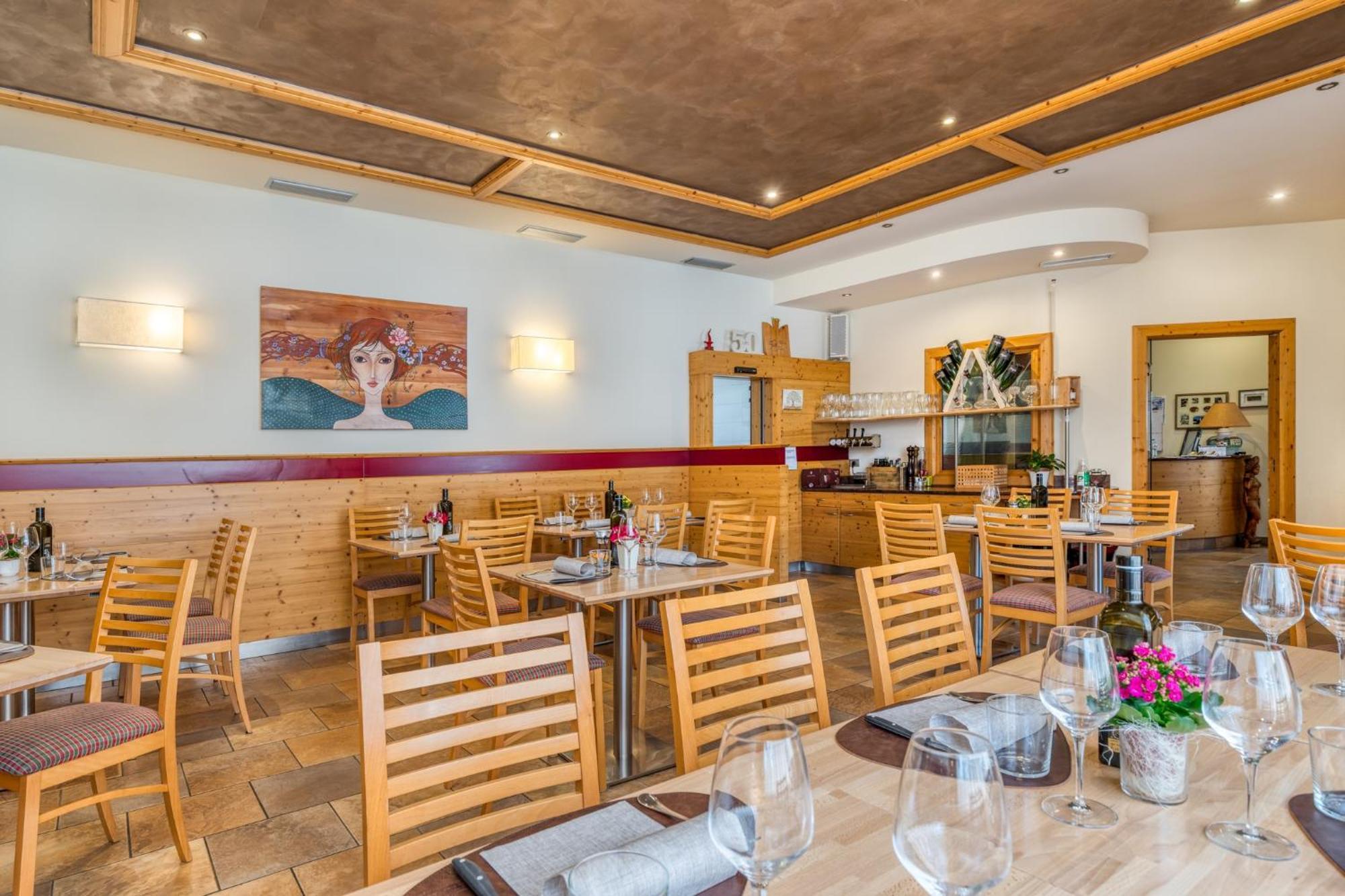 Hotel Martinelli Ronzo-Chienis ภายนอก รูปภาพ