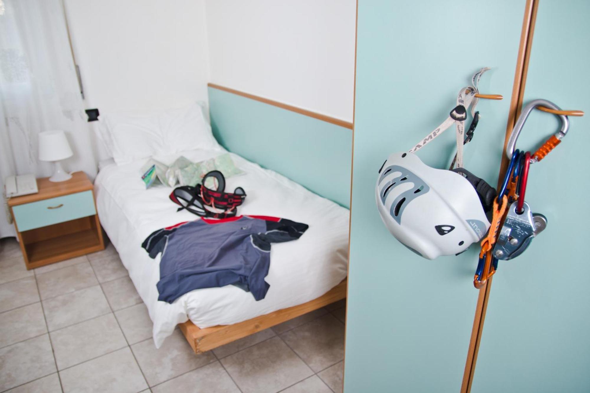 Hotel Martinelli Ronzo-Chienis ภายนอก รูปภาพ