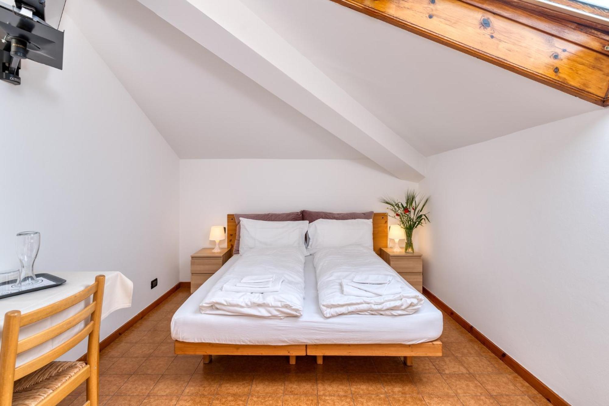 Hotel Martinelli Ronzo-Chienis ภายนอก รูปภาพ