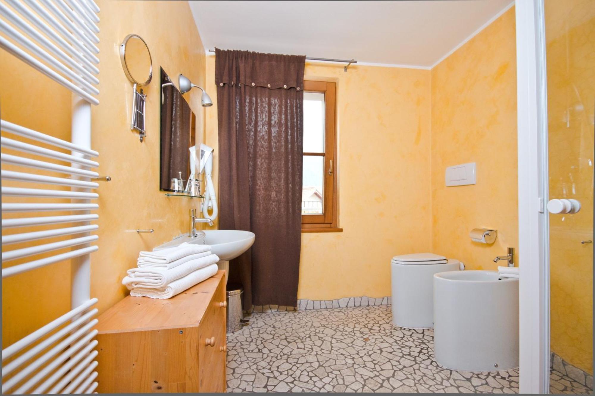 Hotel Martinelli Ronzo-Chienis ห้อง รูปภาพ