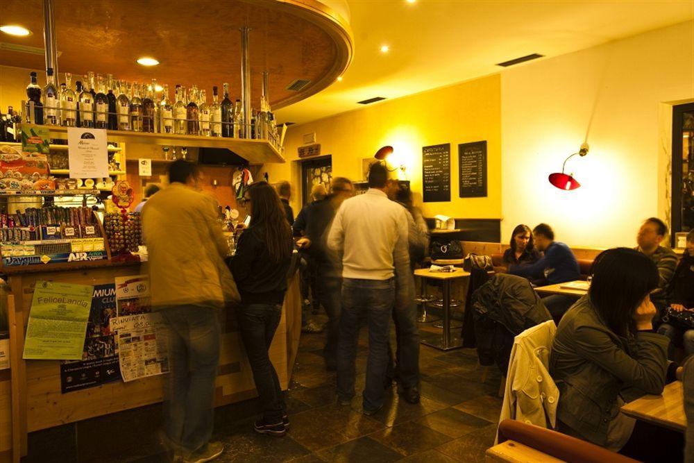 Hotel Martinelli Ronzo-Chienis ภายนอก รูปภาพ